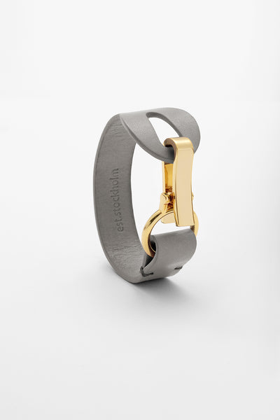 Fumy Grey Siv Leather Bracelet Gold Clasp