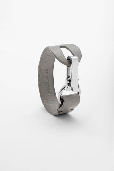 Fumy Grey Siv Leather Bracelet Silver Clasp